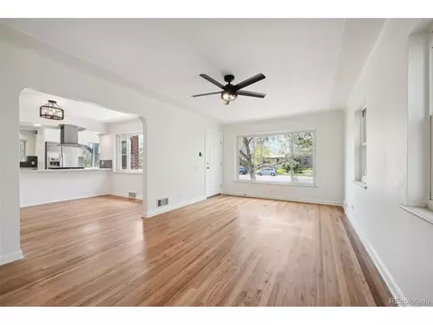 2916 Forest St, Denver, CO 80207 photo 5