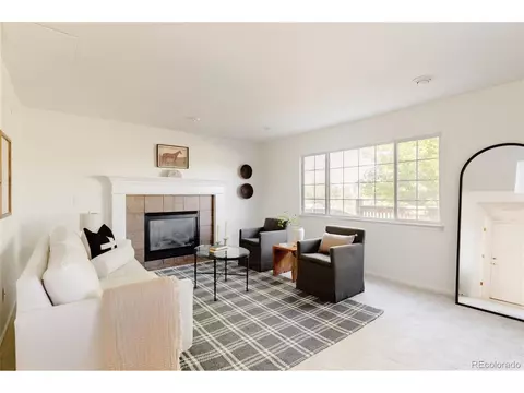 7375 S Laredo St, Aurora, CO 80016
