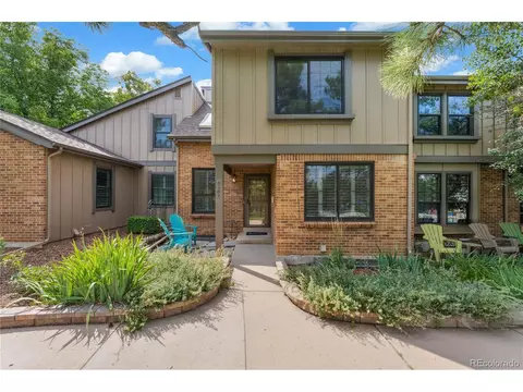 8107 E Phillips Cir, Centennial, CO 80112