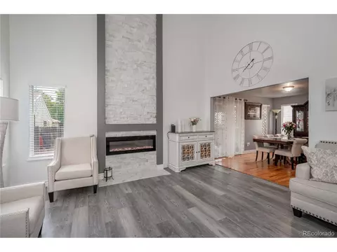 1908 Juniper St, Longmont, CO 80501 photo 2