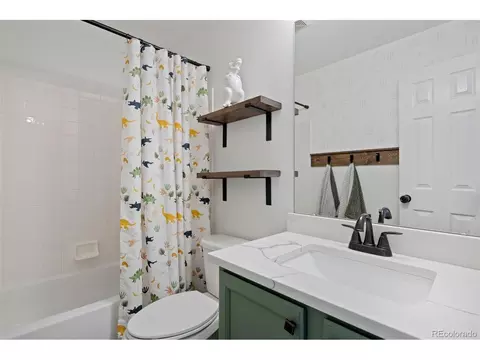 21484 E Crestline Ln, Centennial, CO 80015 photo 21
