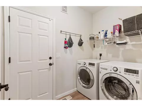 12295 E 2nd Dr, Aurora, CO 80011 photo 17