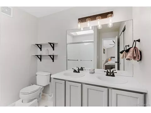 12295 E 2nd Dr, Aurora, CO 80011 photo 21