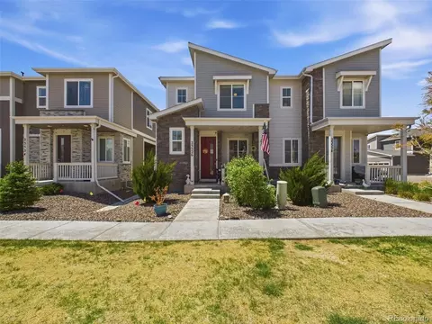 Exterior - 23526 E 5th Pl, Aurora, CO 80018 photo 3 of 5