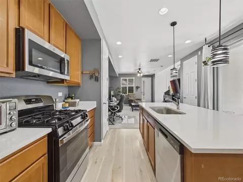 Kitchen - 23526 E 5th Pl, Aurora, CO 80018 photo 2 of 6