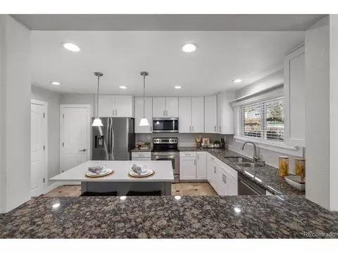 Kitchen - 17593 E Wesley Pl, Aurora, CO 80013 photo 5 of 5