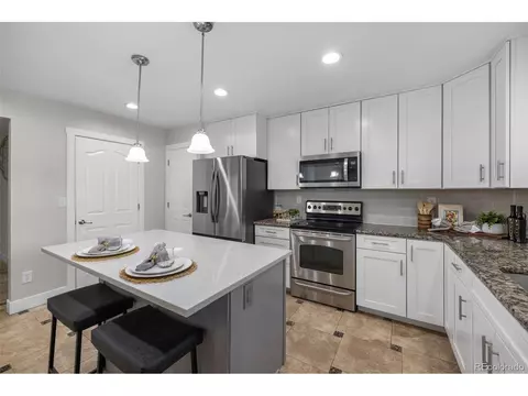 Kitchen - 17593 E Wesley Pl, Aurora, CO 80013 photo 2 of 5