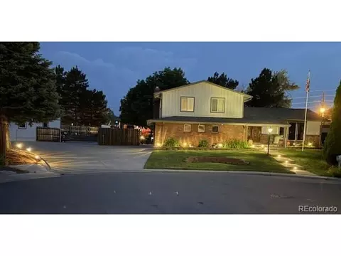8143 S Otis Ct, Littleton, CO 80128