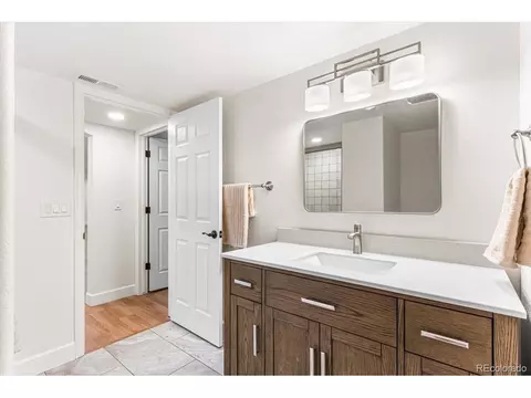 Bath - 22045 E Hoover Dr, Aurora, CO 80016 photo 6 of 6