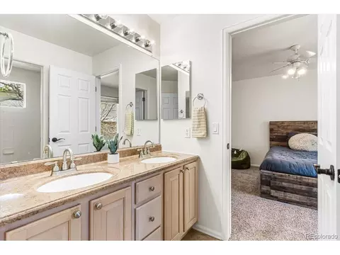Bath - 22045 E Hoover Dr, Aurora, CO 80016 photo 4 of 6