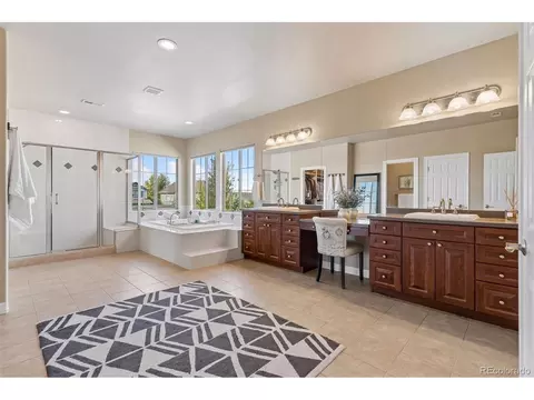 Bath - 26881 E Arbor Dr, Aurora, CO 80016 photo 3 of 7