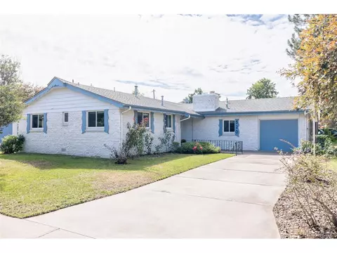 520 Iola St, Aurora, CO 80010