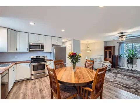 14798 E Temple Dr, Aurora, CO 80015 photo 8