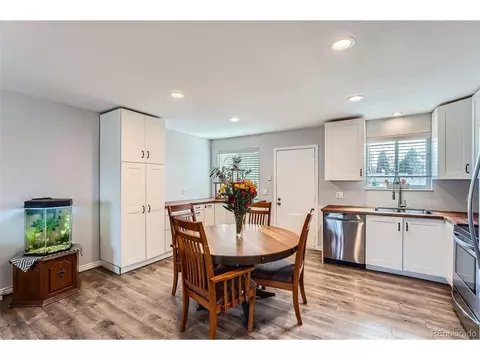 14798 E Temple Dr, Aurora, CO 80015 photo 4