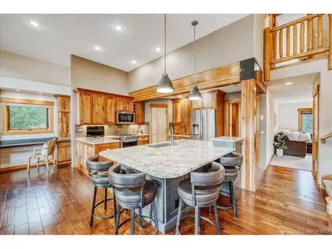 Kitchen - 27 Montane Ct, Dillon, CO 80435 photo 4 of 4