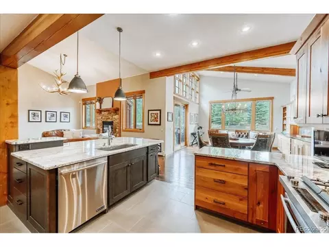 27 Montane Ct, Dillon, CO 80435
