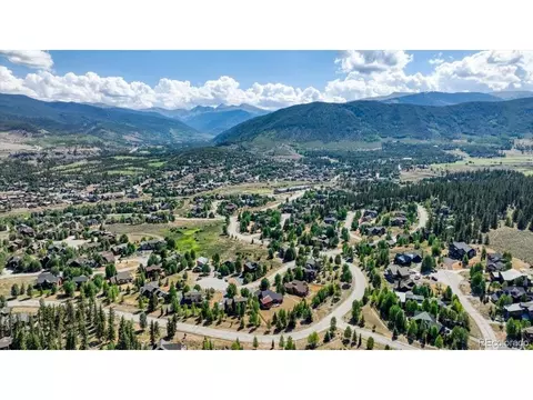 View/Area - 27 Montane Ct, Dillon, CO 80435 photo 2 of 7