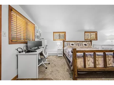 Bedroom - 177 Cedar Dr, Lyons, CO 80540 photo 2 of 3