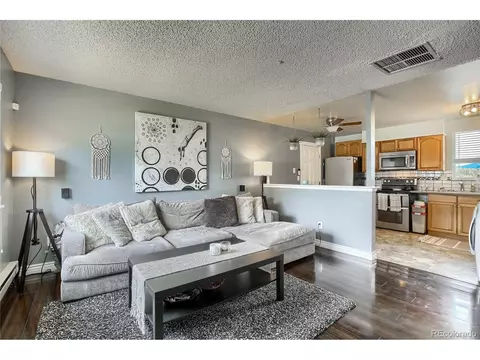16594 E Bails Pl, Aurora, CO 80017 photo 3