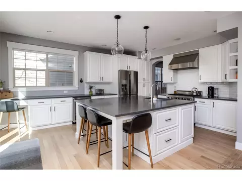 8166 E 28th Dr, Denver, CO 80238 photo 8