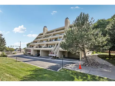 13347 W Alameda Pkwy #204, Lakewood, CO 80228