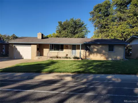 1711 Collyer St, Longmont, CO 80501