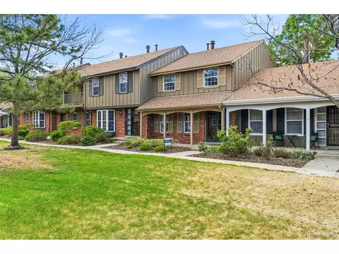 8752 E Amherst Dr #B, Denver, CO 80231