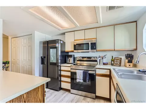 12553 E Pacific Cir #D, Aurora, CO 80014 photo 9