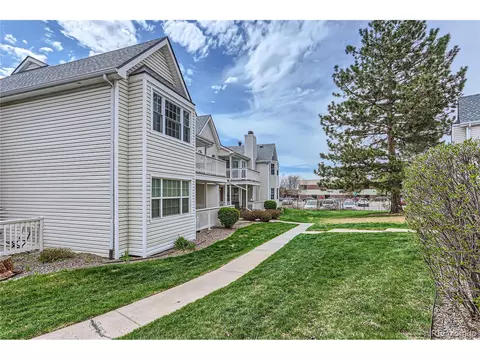 12553 E Pacific Cir #D, Aurora, CO 80014 photo 3