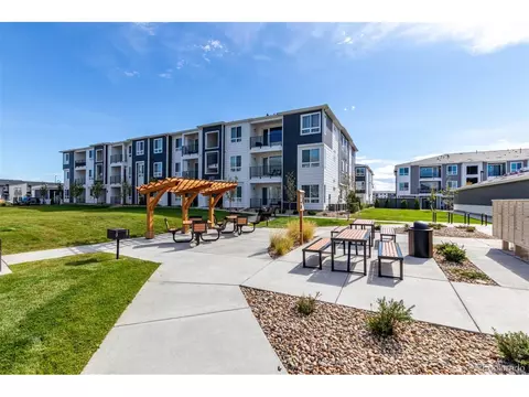 6153 N Ceylon St #3-303, Denver, CO 80249