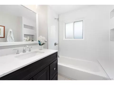 2350 E Flora Pl, Denver, CO 80210 photo 25