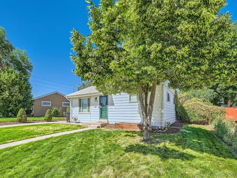1285 S Beach Ct, Denver, CO 80219