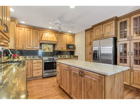 2836 S Heather Gardens Way #A, Aurora, CO 80014
