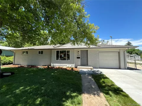 6839 S Clermont St, Centennial, CO 80122