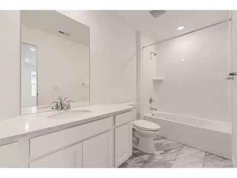 630 Aspen Ave, Bennett, CO 80102 photo 8