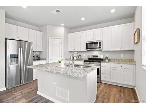 Kitchen - 27074 E Archer Ave, Aurora, CO 80018 photo 1 of 1