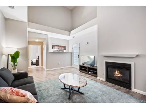 18242 E Flora Pl #B, Aurora, CO 80013