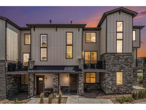 1552 Castle Creek Cir, Castle Rock, CO 80104