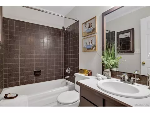Bath - 1259 Harrison Ct, Boulder, CO 80303 photo 4 of 5