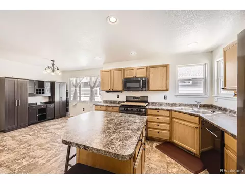 5770 Waverley Ave, Firestone, CO 80504 photo 3