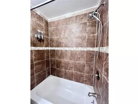 Undisclosed, Centennial, CO 80015 photo 8