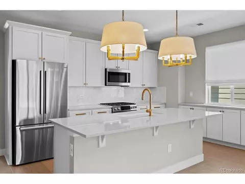 9122 Rio Lado St, Littleton, CO 80125