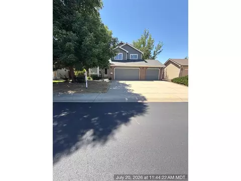 2215 Sweetwater Creek Dr, Fort Collins, CO 80528