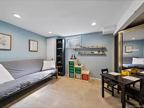 Undisclosed, Arvada, CO 80004 photo 23
