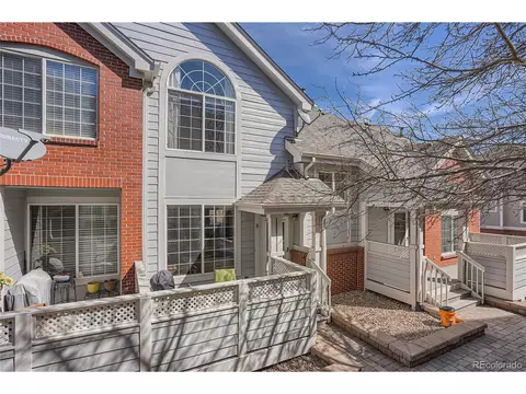 17022 E Warren Pl #B, Aurora, CO 80013 photo 2