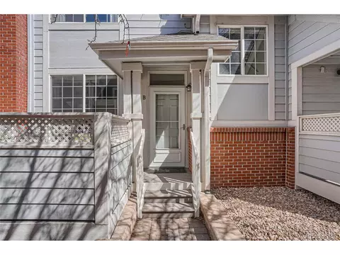 17022 E Warren Pl #B, Aurora, CO 80013 photo 3