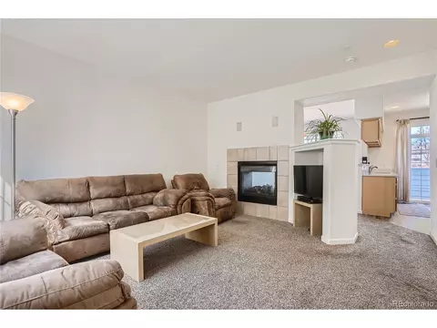 17022 E Warren Pl #B, Aurora, CO 80013 photo 6