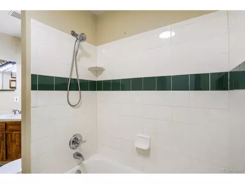 Bath - 4266 S Eldridge St #101, Morrison, CO 80465 photo 2 of 2