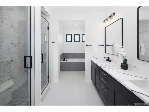 8100 E 24th Ave, Denver, CO 80238 photo 27