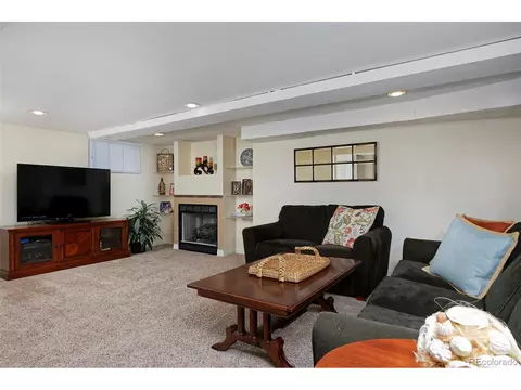 2334 Jasmine St, Denver, CO 80207 photo 23